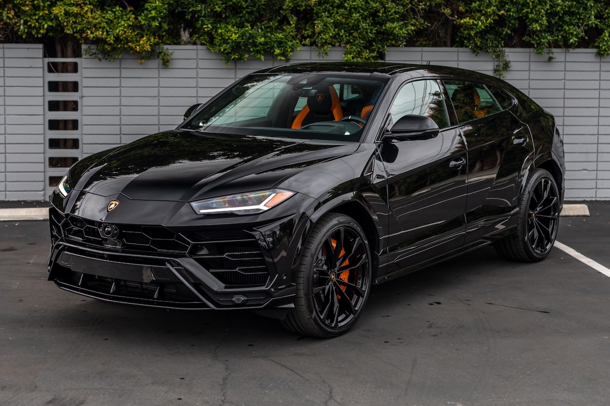 Lamborghini Urus Performante Rental in Miami: The Track-Focused SUV hero image
