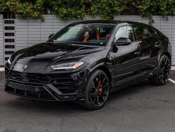 Lamborghini Urus Performante Rental in Miami: The Track-Focused SUV image